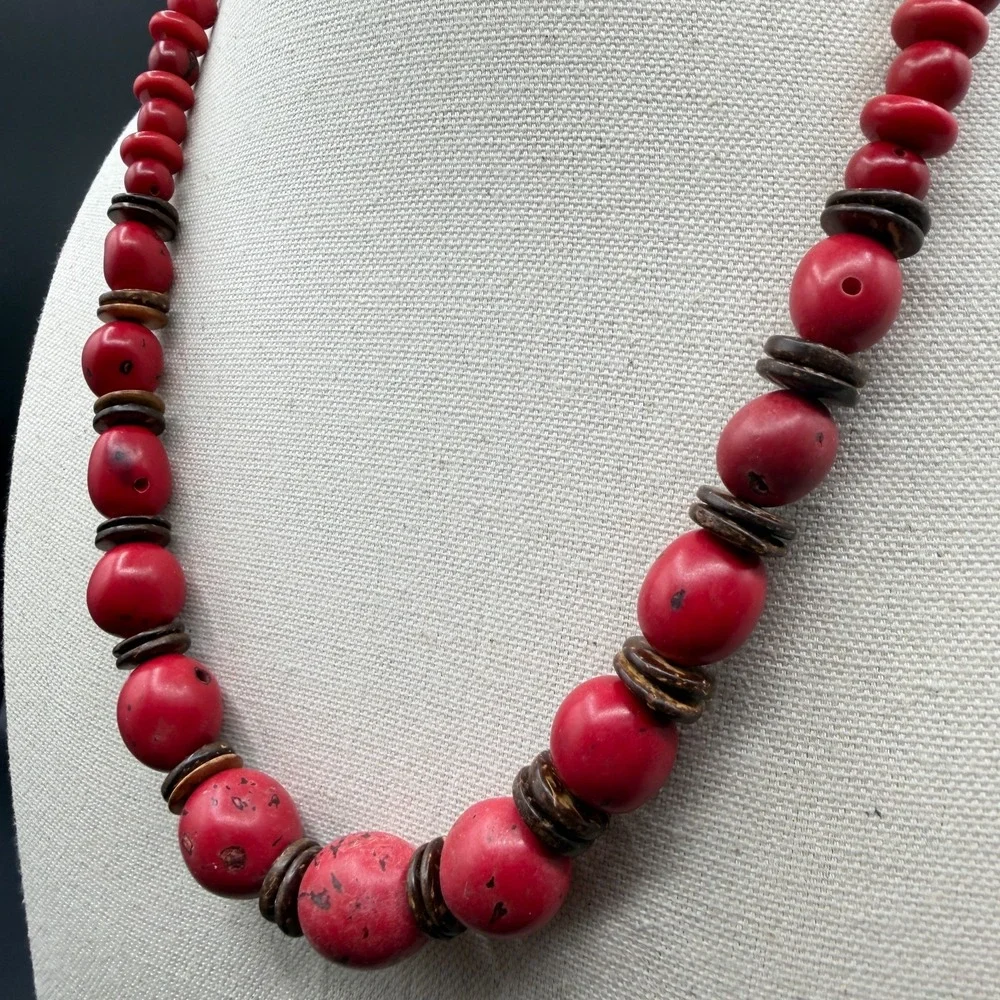 Red Graduated Bead Necklace Coconut Shell Spacers Boho Tribal Statement Jewelry